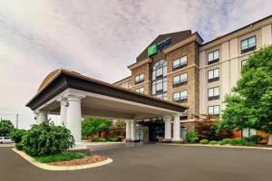 Holiday Inn Express Nashville-Opryland, an IHG Hotel, Nashville