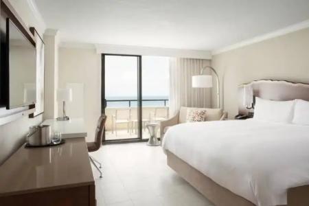 Fort Lauderdale Marriott Harbor Beach Resort & Spa - 72