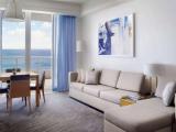 2 Bedrooms Suite with balcony and oceanfront