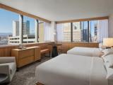 Standard Quadruple room with city view