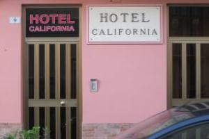 Hotel California, Milazzo