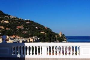 Lido Resort, Finale Ligure