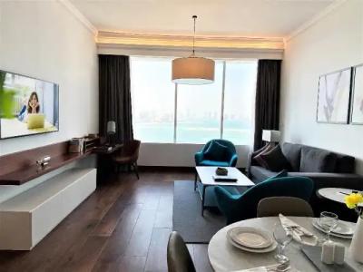 Somerset West Bay Doha - 36