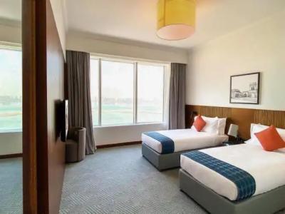 Somerset West Bay Doha - 38