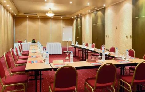 M Grand Doha - 15
