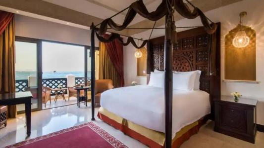 Sharq Village & Spa, a Ritz-Carlton - 49