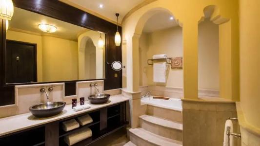 Sharq Village & Spa, a Ritz-Carlton - 71