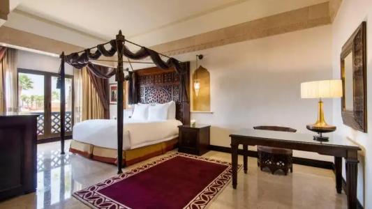 Sharq Village & Spa, a Ritz-Carlton - 52