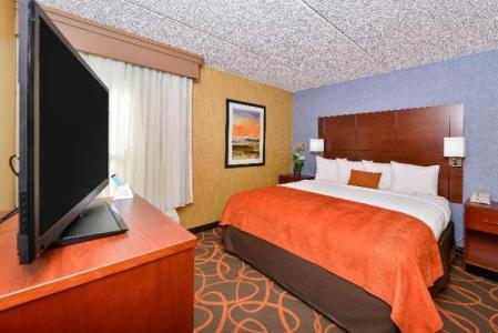 Best Western Plus Fresno Airport - 23