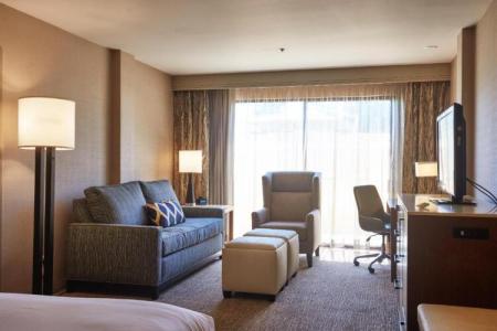 DoubleTree by Hilton Fresno Convention Center - 64