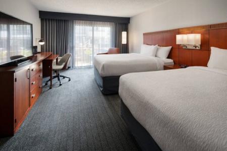 Courtyard by Marriott Fresno - 65