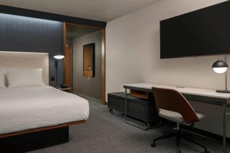 Courtyard by Marriott Fresno - 62