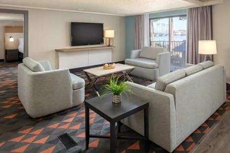 Holiday Inn - Portland - Columbia Riverfront, an IHG - 100