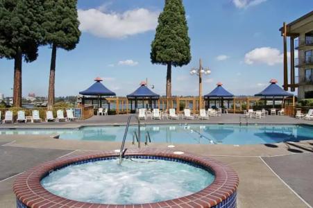 Holiday Inn - Portland - Columbia Riverfront, an IHG - 26