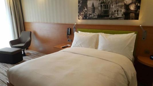 Hampton by Hilton Istanbul Atakoy - 14