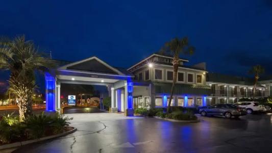 Best Western Central Inn - 34