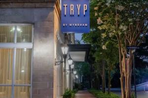 TRYP by Wyndham Savannah, Savannah