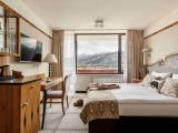 Deluxe room with mountain view