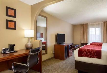 Comfort Inn Santa Fe - 124