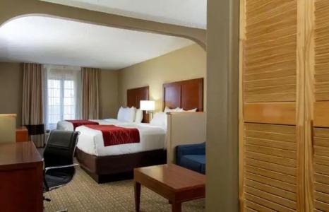 Comfort Inn Santa Fe - 122