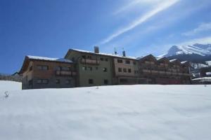 Hotel La Chance, Pila