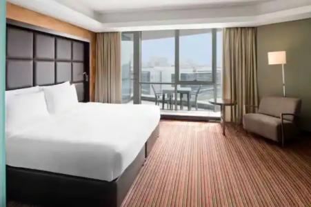 Radisson Blu, Dubai Media City - 104