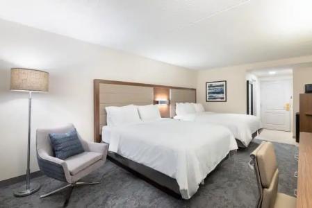 Holiday Inn Express & Suites Boston - Cambridge, an IHG - 2