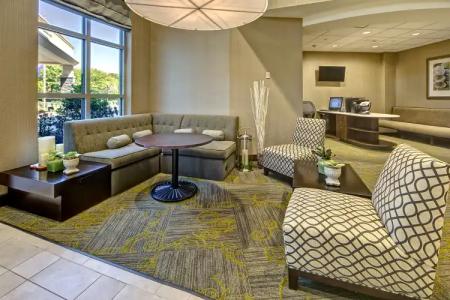 Hilton Garden Inn Charleston / Mt. Pleasant - 10