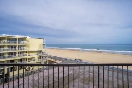 Grand Ocean City Oceanfront - 135