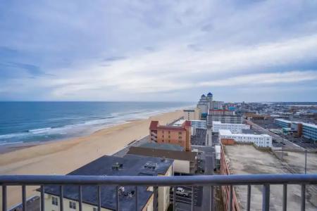 Grand Ocean City Oceanfront - 131