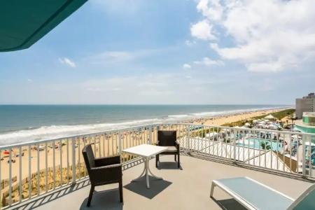 DoubleTree by Hilton Ocean City Oceanfront - 213