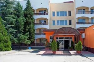 Balneohotel "Gergana", Khisarya