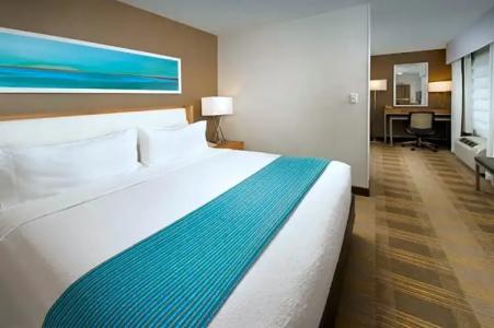 Holiday Inn Miami-Doral Area, an IHG - 70