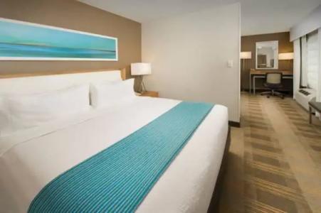 Holiday Inn Miami-Doral Area, an IHG - 81