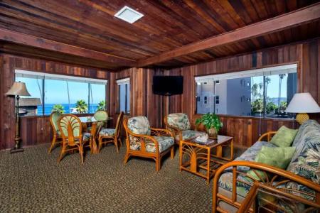 Pantai Inn - 194