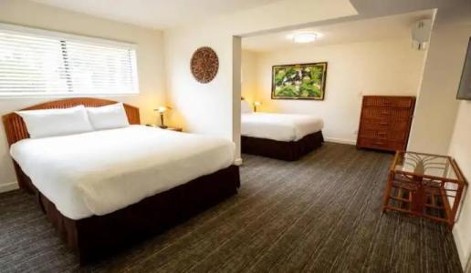 Pantai Inn - 165