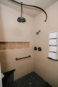 Pantai Inn - 112
