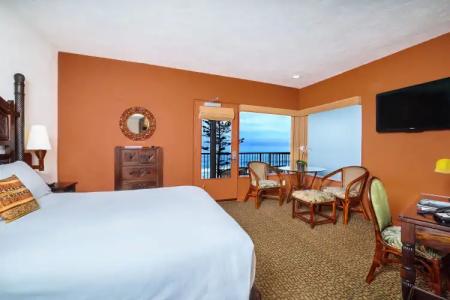 Pantai Inn - 183