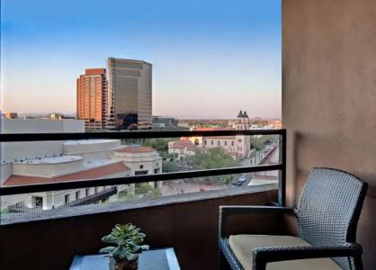 Hyatt Regency Phoenix - 76