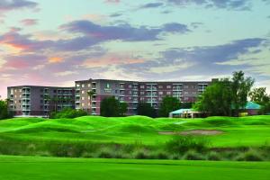 Embassy Suites by Hilton Phoenix Scottsdale, Phoenix