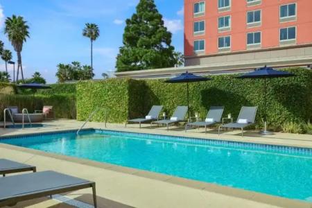 Courtyard by Marriott Los Angeles Westside - 26