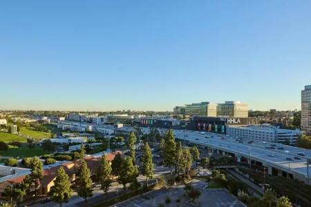 Courtyard by Marriott Los Angeles Westside - 49