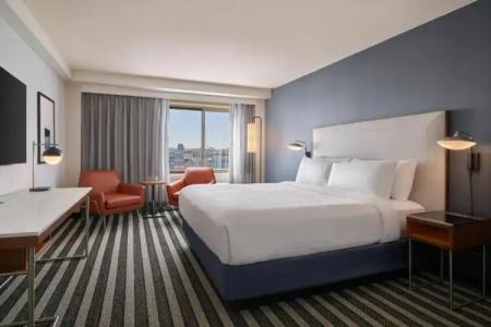 Courtyard by Marriott Los Angeles Westside - 9