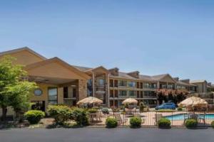 Quality Inn & Suites Sevierville - Pigeon Forge, Sevierville