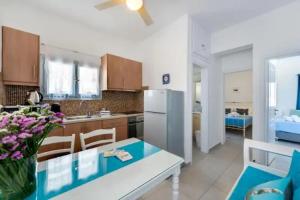 Folia Apartments, Fira