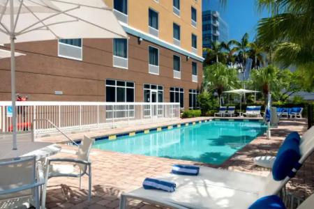 Hampton Inn Hallandale Beach-Aventura - 18