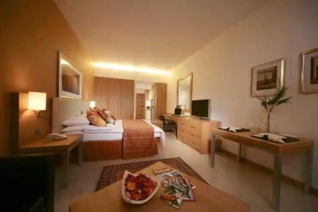 Four Points by Sheraton Downtown Dubai - 104