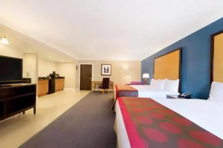 Ramada by Wyndham Miami Springs/Miami International Airport - 36