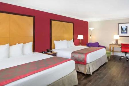 Ramada by Wyndham Miami Springs/Miami International Airport - 17