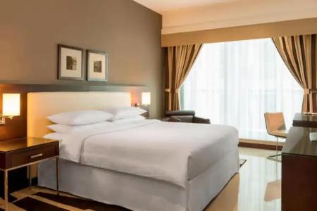 Four Points by Sheraton Sheikh Zayed Road - 140